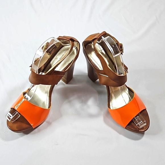 Kenneth Cole Brown & Orange Sandals Size 9 - Picture 3 of 9